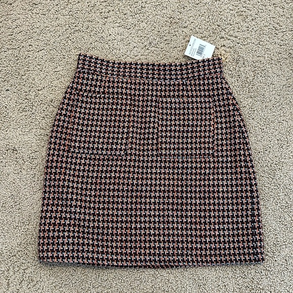 Nordstrom ModCloth Houndstooth Skirt - Size 2 - Picture 2 of 5
